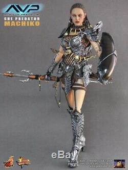 Hot Toys Alien vs Predator Movie Masterpiece Machiko She Predator 2008 Edition