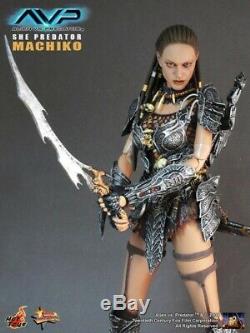 Hot Toys Alien vs Predator Movie Masterpiece Machiko She Predator 2008 Edition