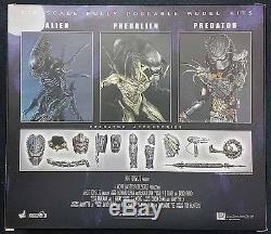 Hot Toys Alien vs Predator Requiem Wolf Predator 16 Scale Action Figure MIB
