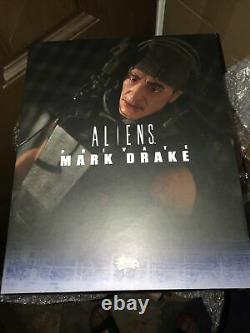 Hot Toys Aliens Private Mark Drake mms24 Collectors Edition (Rare)