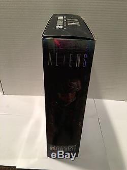 Hot Toys Aliens Private VASQUEZ USCM Colonial Marine new unopened