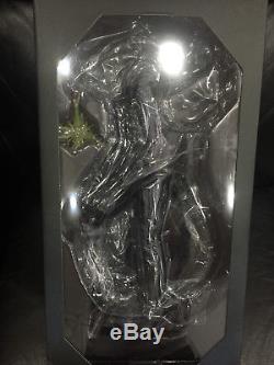 Hot Toys Aliens Warrior 1/6 scale figure xenomorph ripley predator terminator