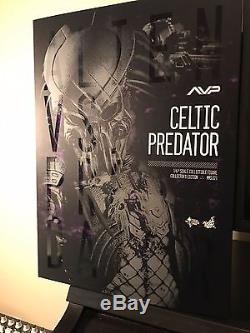 Hot Toys Aliens vs. Predator (Celtic Predator 2.0) 1/6 scale figure