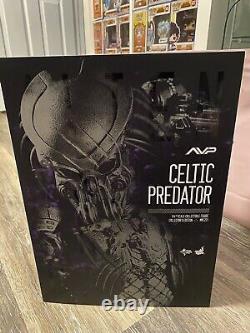Hot Toys MMS 221 Alien vs. Predator AVP Celtic Predator 2.0 NEW US Seller
