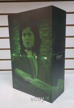 Hot Toys (MMS366) Alien Ellen Ripley 16 Collector's Figure Brand New READ