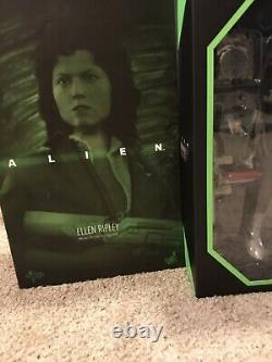 Hot Toys MMS366 Alien Ellen Ripley Action Figure Brand New Sealed RARE Look