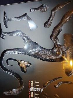 Hot Toys MMS54 AVPR Alien Warrior