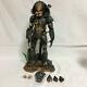 Hot toys Alien Classic Predator Action Figure 1/6 Scale hard to find