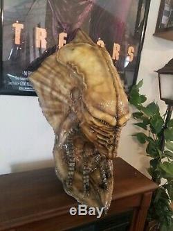 Id4 Independence day Life Size Bio Suit Alien Head Bust Prop