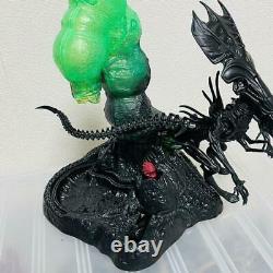 KENNER Alien vs Predetor Queen Hive Set Figure Toy