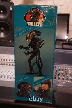 Kenner 18 Alien figure 1979 all original with box in fantastic shape must read