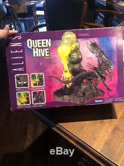 Kenner 1994 ALIENS Movie Deluxe QUEEN HIVE Slime Playset New in Box. Box Damage