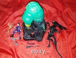 Kenner ALIENS Queen Alien Hive Vintage Playset withExtras