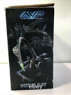 Kotobukiya Alien Vs Predator Warrior Alien 1/6 Scale Pre Painted Model Kit