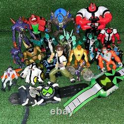 Lot Of 25 2006 Bandai Ben 10 Alien Action figure Toys Omnitrix Fourarms XLR8