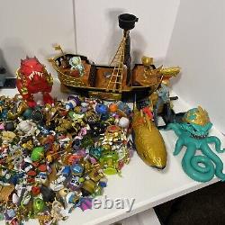 Lot of 100+ Treasure X Action Figures Aliens Monster parts Huge Lot Treasure x