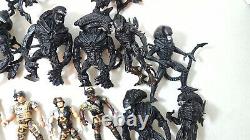 Lot of 23 Custom Painted Kenner Aliens Space Marines Action Figures Accessories