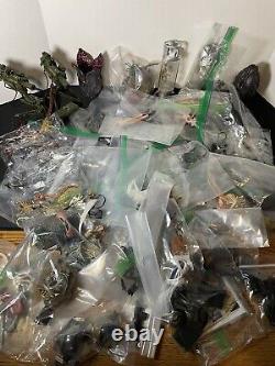 MASSIVE Neca Aliens Human Marines Compression Suit Lot Loose 22 + 100s Weapons