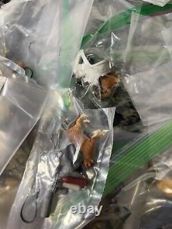MASSIVE Neca Aliens Human Marines Compression Suit Lot Loose 22 + 100s Weapons