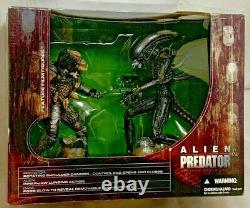 MCFARLANE SPAWN action figure ALIEN PREDATOR Movie Maniacs Deluxe 2 pack box set