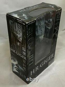 MCFARLANE Spawn Toys H. R. Giger Li II 3D Deluxe Sculpture Ridley Scott ALIEN'04