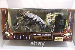 McFARLANE ALIENS LARGE ALIEN QUEEN MOVIE MANIACS 6 DELUXE SET ACTION FIGURE NEW