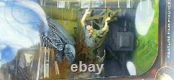 McFarlane Movie Maniacs 6 Aliens Alien Queen Deluxe Action Figure Set 2003 NEW