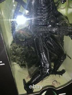 McFarlane Toys 12 inch Alien & Predator Xenomorph Action Figure -SEALED IN BOX