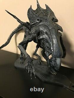 McFarlane Toys ALIENS lot. Alien Queen Deluxe Boxed Set, Warrior Alien, Hicks