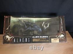 McFarlane Toys Movie Maniacs 6 Alien Queen Deluxe Action Figure UNOPENED BOX