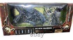 McFarlane Toys Movie Maniacs 6 Alien Queen Deluxe Scene Boxed Set Alien NIB