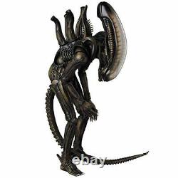 Medicom Toy MAFEX No. 084 Alien 205 mm Action Figure with Tracking NEW