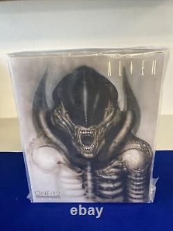 Mezco One12 Collective Alien Xenomorph Concept Edition Exclusive