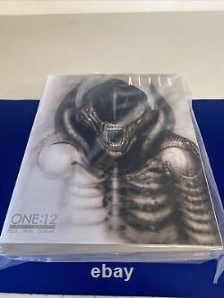 Mezco One12 Collective Alien Xenomorph Concept Edition Exclusive