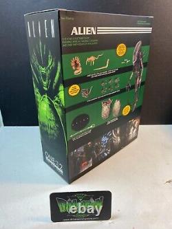 Mezco Toyz Alien One 12 Delxue Edition Figure In Stock Now Us Seller