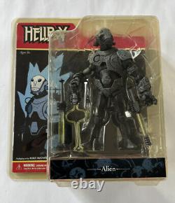 Mezco Toyz Comic Hellboy ALIEN figure SEALED (read Description) Mike Mignola