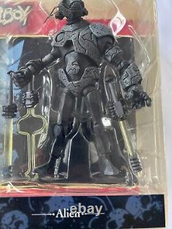 Mezco Toyz Comic Hellboy ALIEN figure SEALED (read Description) Mike Mignola