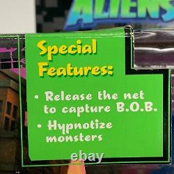 Monsters vs Aliens MONSTER CAPTURE MONOCOPTER 2009 Figure Playset NEW #44017