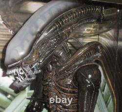 NECA 1/4 Scale 1979 ALIEN XENOMORPH Big Chap LARGE LIPS variant Action Figure