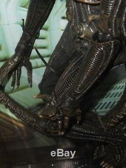 NECA 1/4 Scale 1979 ALIEN XENOMORPH Big Chap LARGE LIPS variant Action Figure