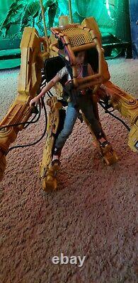 NECA Action Figures Ripley, Newt and Power Loader