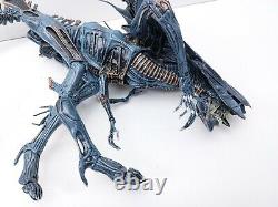 NECA Alien Aliens Xenomorph Queen Ultra Deluxe AUTHENTIC 112 110 Figure Loose