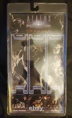 NECA Alien VS Predator'Requiem' Alien Warrior Figure (Genuine)