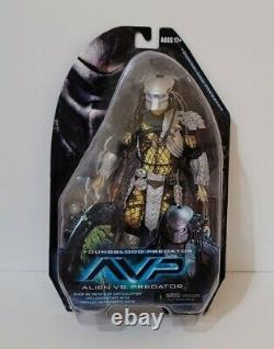 NECA Alien vs Predator Series 17 AVP Youngblood 7 Figure Impaled Xenomorph Head