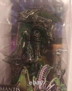 NECA Aliens 2016 MANTIS ALIEN FIGURE 7 Green Kenner Tribute Xenomorph Rare