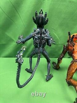 NECA Aliens 7 Lot Of 3 Gorilla / Scorpion / Rhino