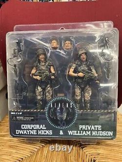 NECA Aliens Corporal Hicks & Private Hudson 2pk NEAR MINT