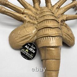 NECA Aliens Facehugger 11 Scale Life Size Foam Replica Figure Adjustable New