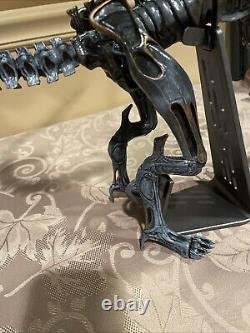 NECA Aliens Xenomorph Queen Ultra Deluxe Action Figure