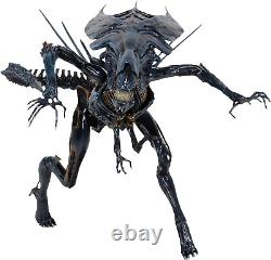 NECA Aliens Xenomorph Queen Ultra Deluxe Boxed Action Figure